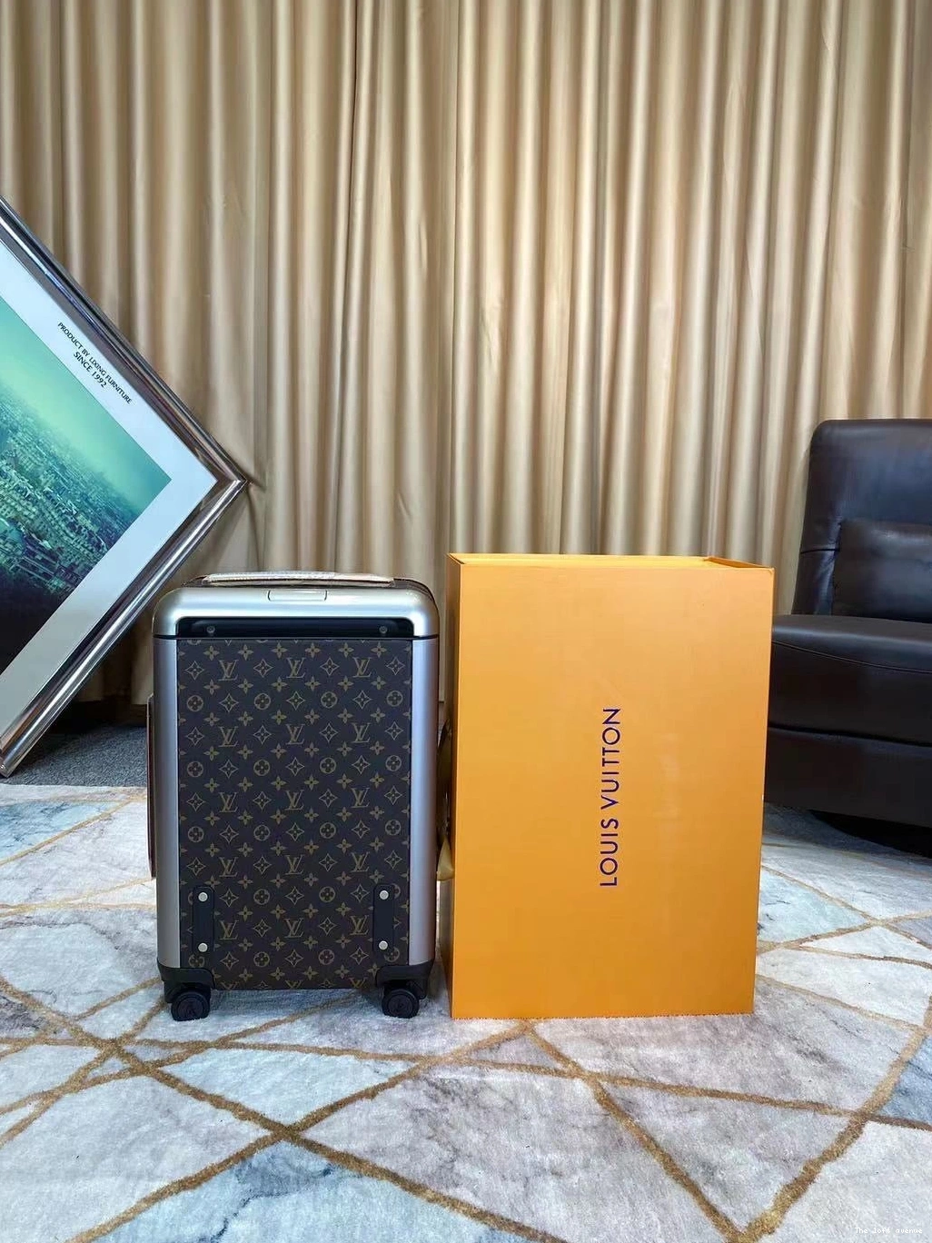 55 CUSTOM CABIN HORIZON MONOGRAM SUITCASE 37L 0802